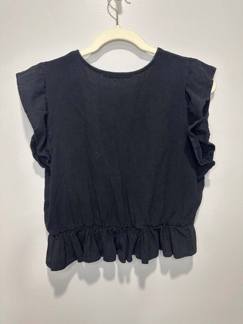 FANCYINN Black Sleeveless Ruffle Crop Top Blouse, SzL - Picture 3 of 5